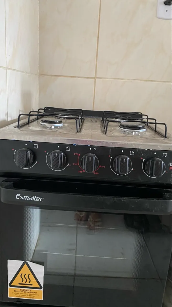 Fogão Esmaltec com Forno
