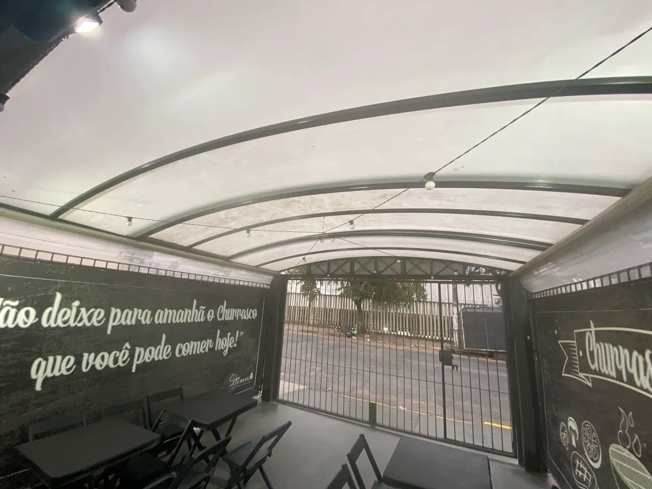 Cobertura de policarbonato alveolar 