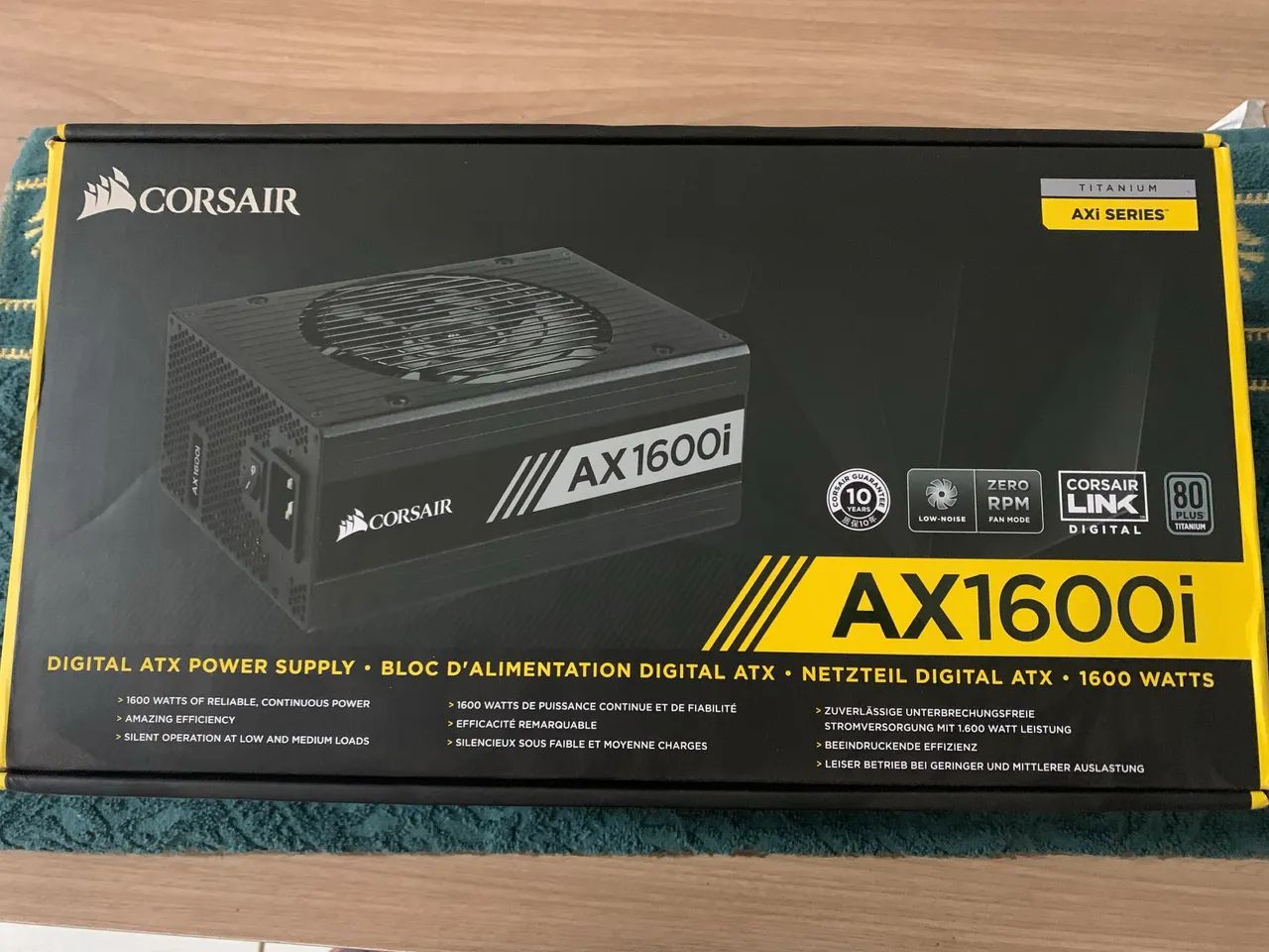 Fonte Corsair AXI Séries AX1600i 80 Plus Titanium Modular