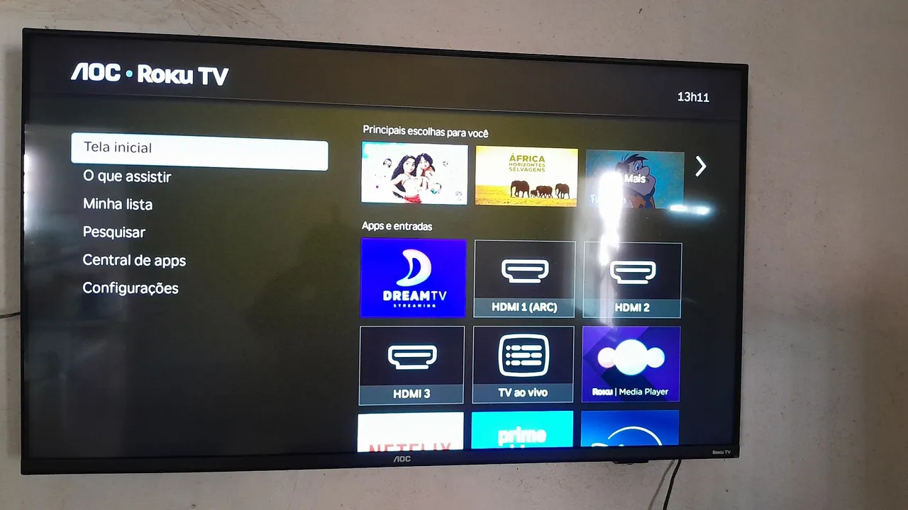 Smart TV AOC de 43 polegadas.