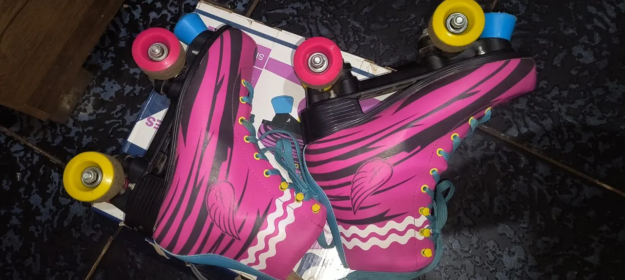 PATINS ESTILOSO QUAD ?- ÓTIMO ESTADO!