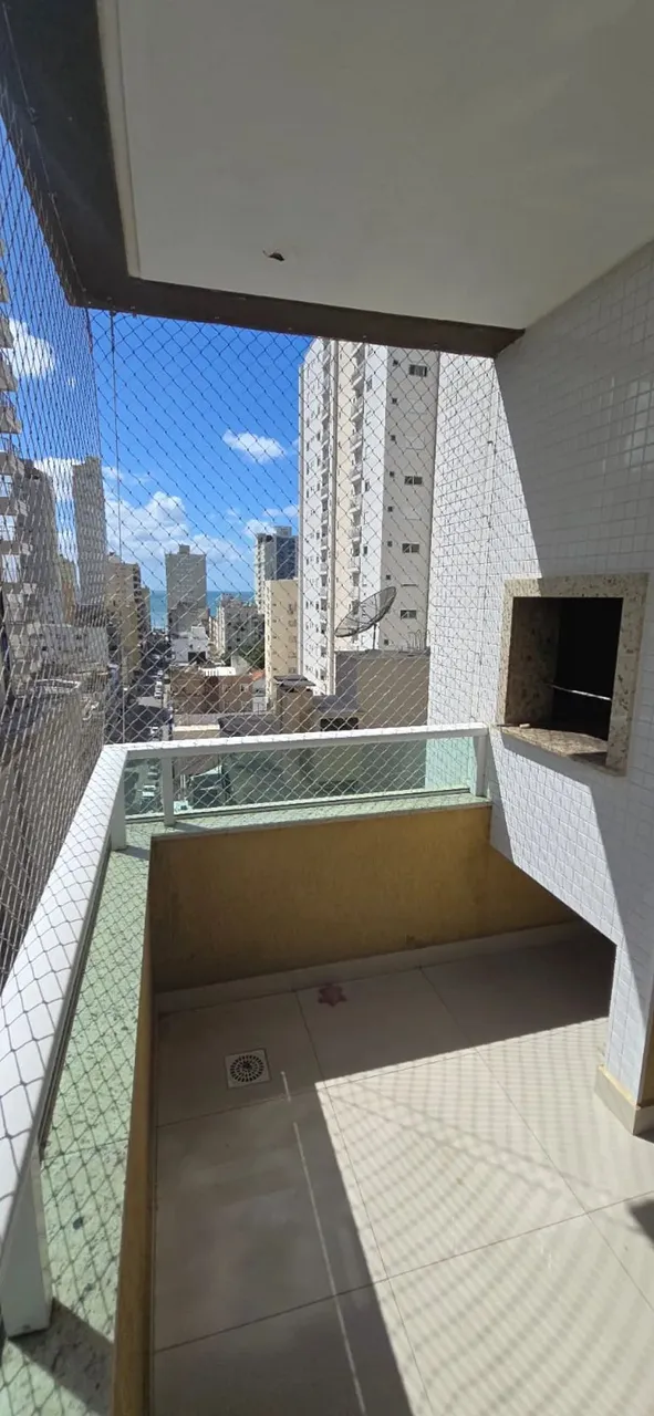Imóvel para aluguel tem 150 metros quadrados com 3 quartos em Meia Praia - Itapema - SC