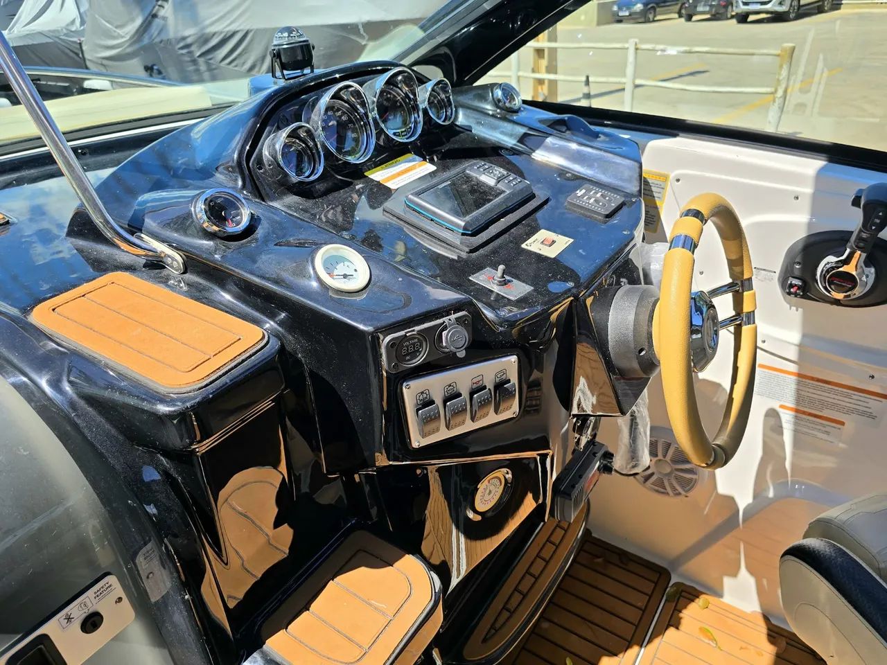 Focker 272 Gtc Black Edition - 2023 x1 Mercruiser 300 HP ñ Nx Triton Real Ventura Fs  - Foto 9