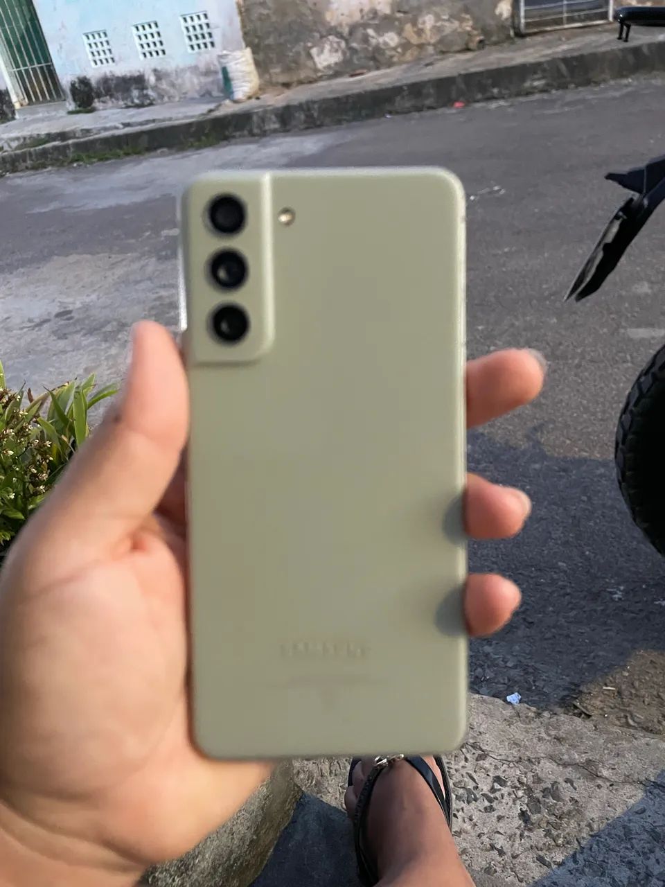 Selling S21 FE64315885047169121