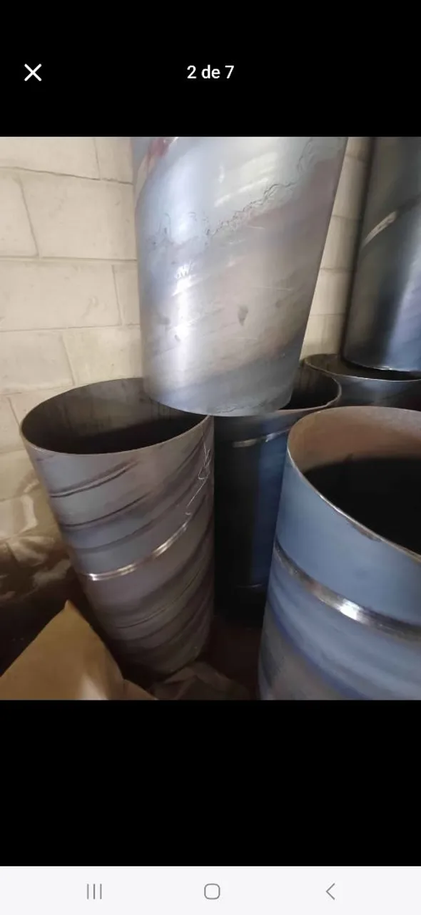 Tubo de aço cilíndrico