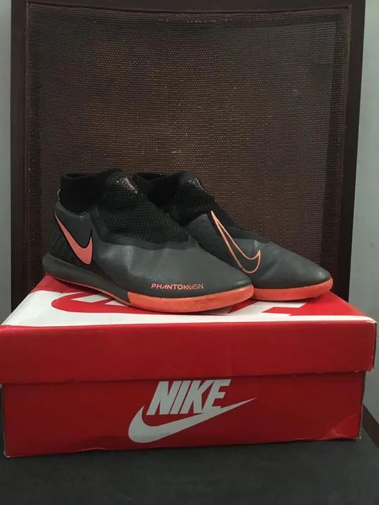Chuteira Nike, Phanton