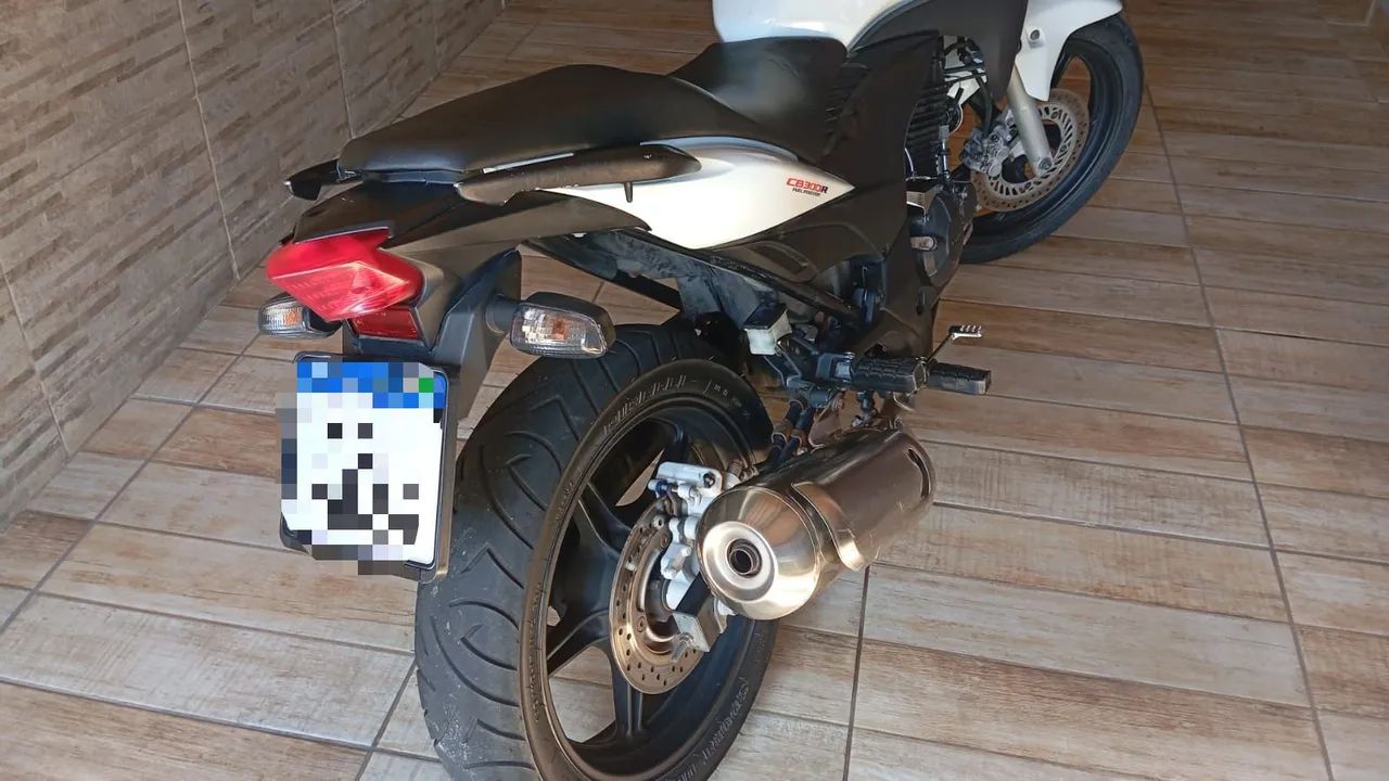 CB 300 2011 - Foto 2
