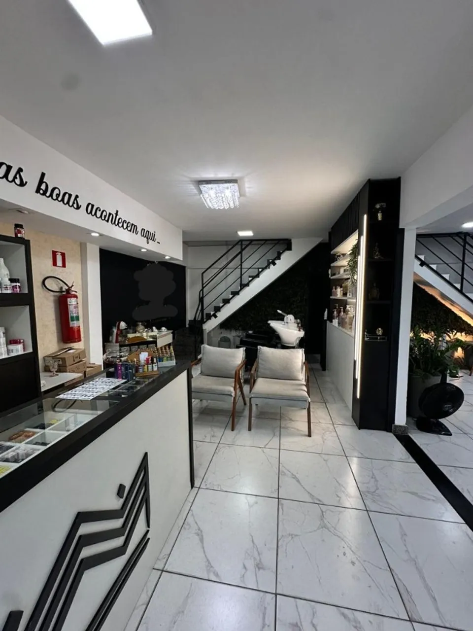 Vendo Salão de Beleza - Centro Contagem 57 mil