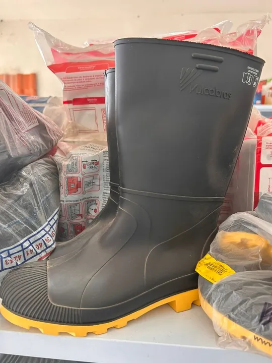 BOTA VULCAB SL AMAR C/MED Leia a descrição 