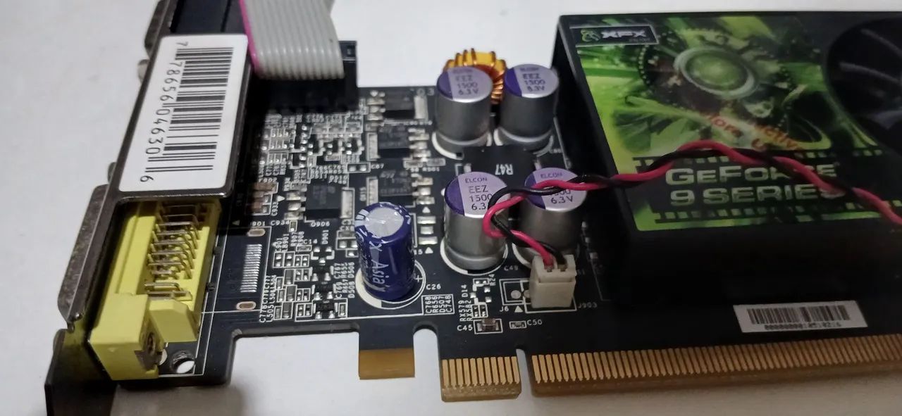 Placa de Vídeo  GeForce 9 Series gt9500 1 gb ddr2 64 bits - Foto 4