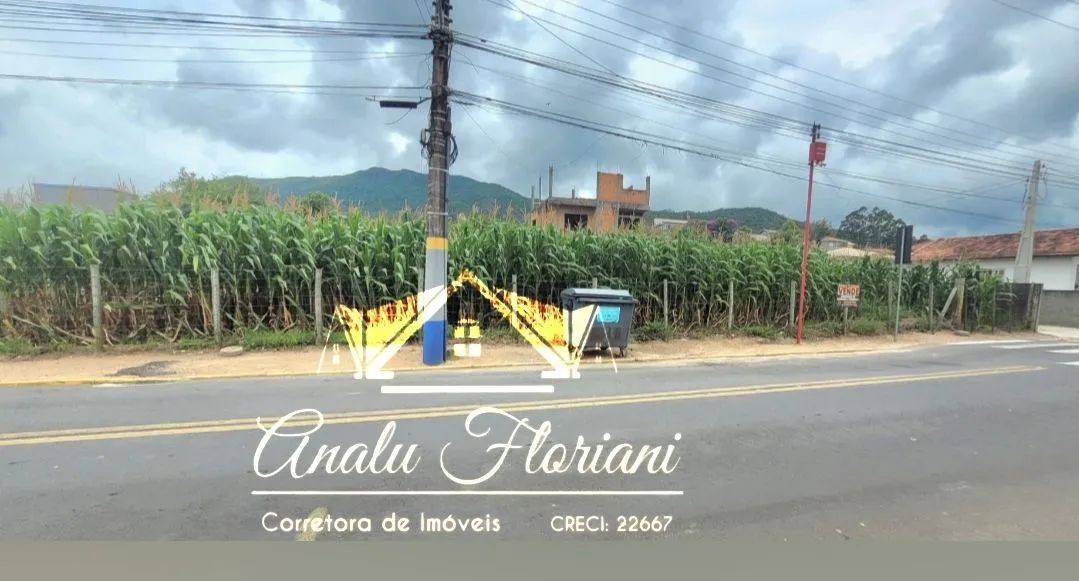 Terreno com 750m² ideal para comércio - Foto 2