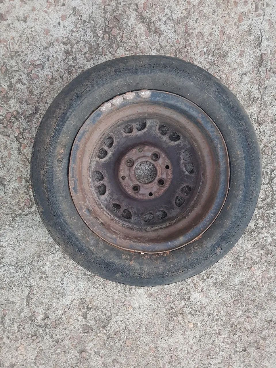Roda de ferro aro 13 VW boca de fogão R13 gol - Peças para tratores e ...