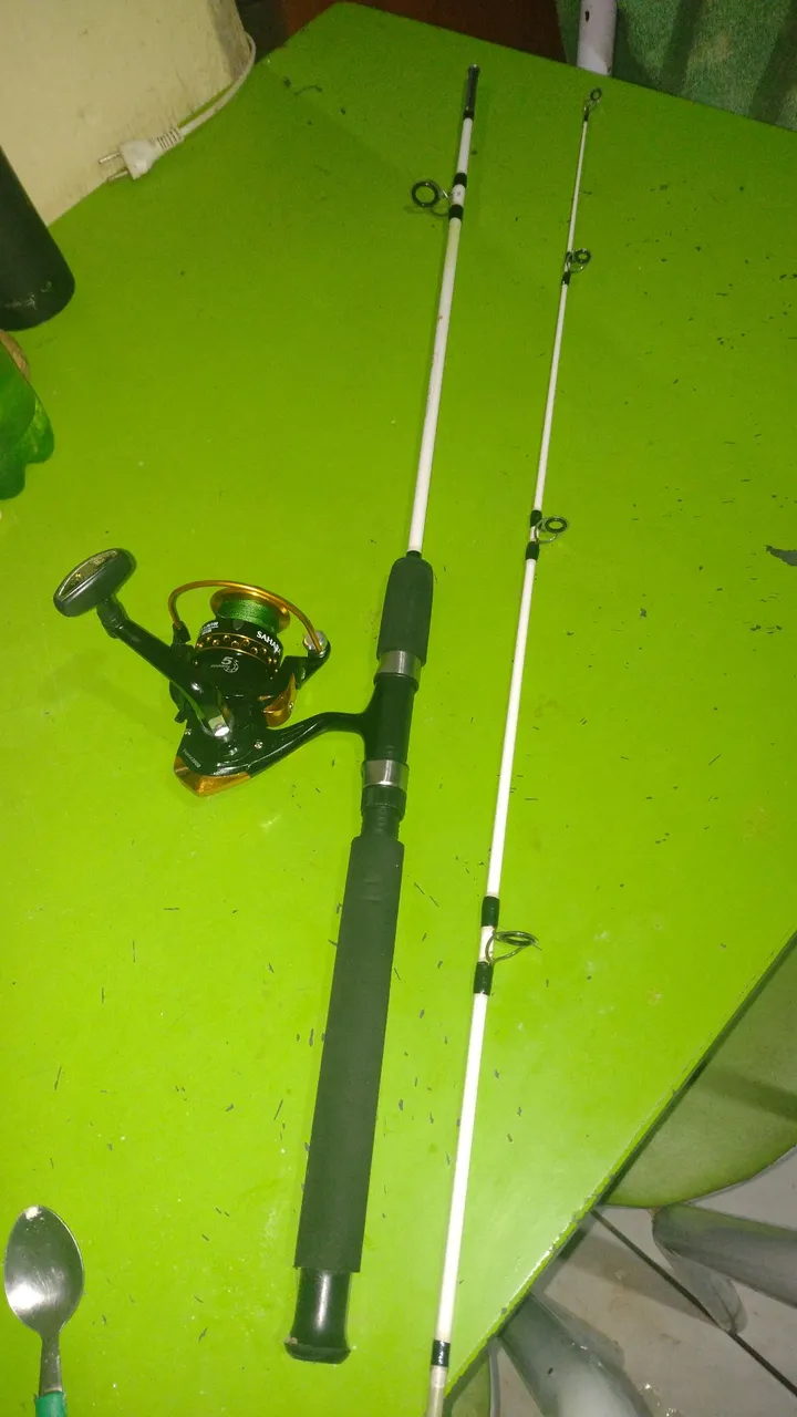 Conjunto de Vara e Carretilha para Pesca