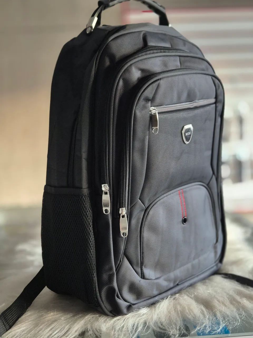 Mochila Preta para Notebook - Ideal para o Dia a Dia - Foto 2