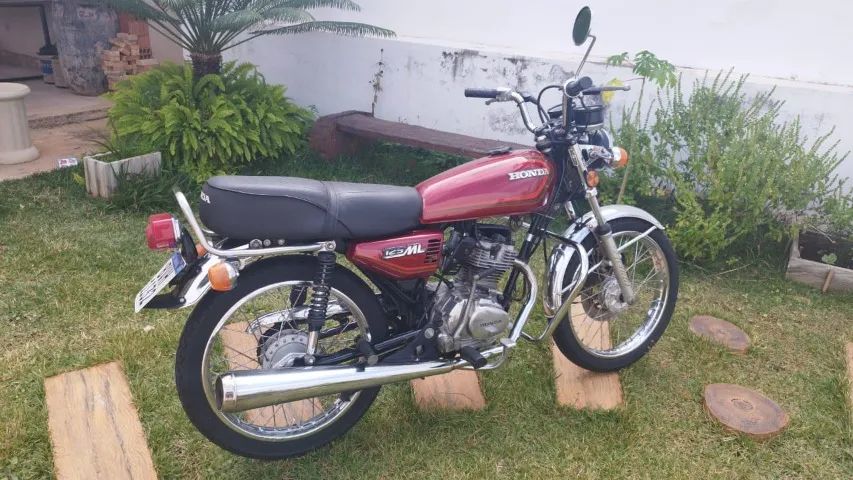 ML 125 ANO 1982  - Foto 2