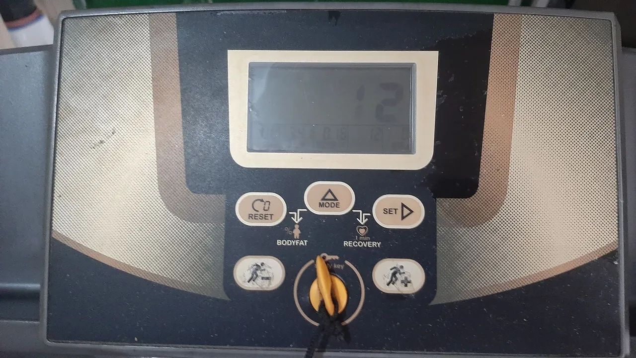 Esteira Athletic Advanced 420EE!! - Foto 2