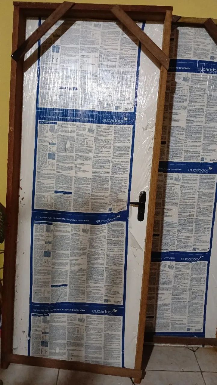 Portas de madeira e MDF  - Novas e de boa qualidade 