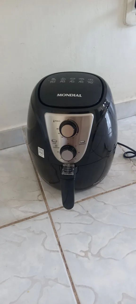 Fritadeira Elétrica Air Fryer Mondial - Nova!