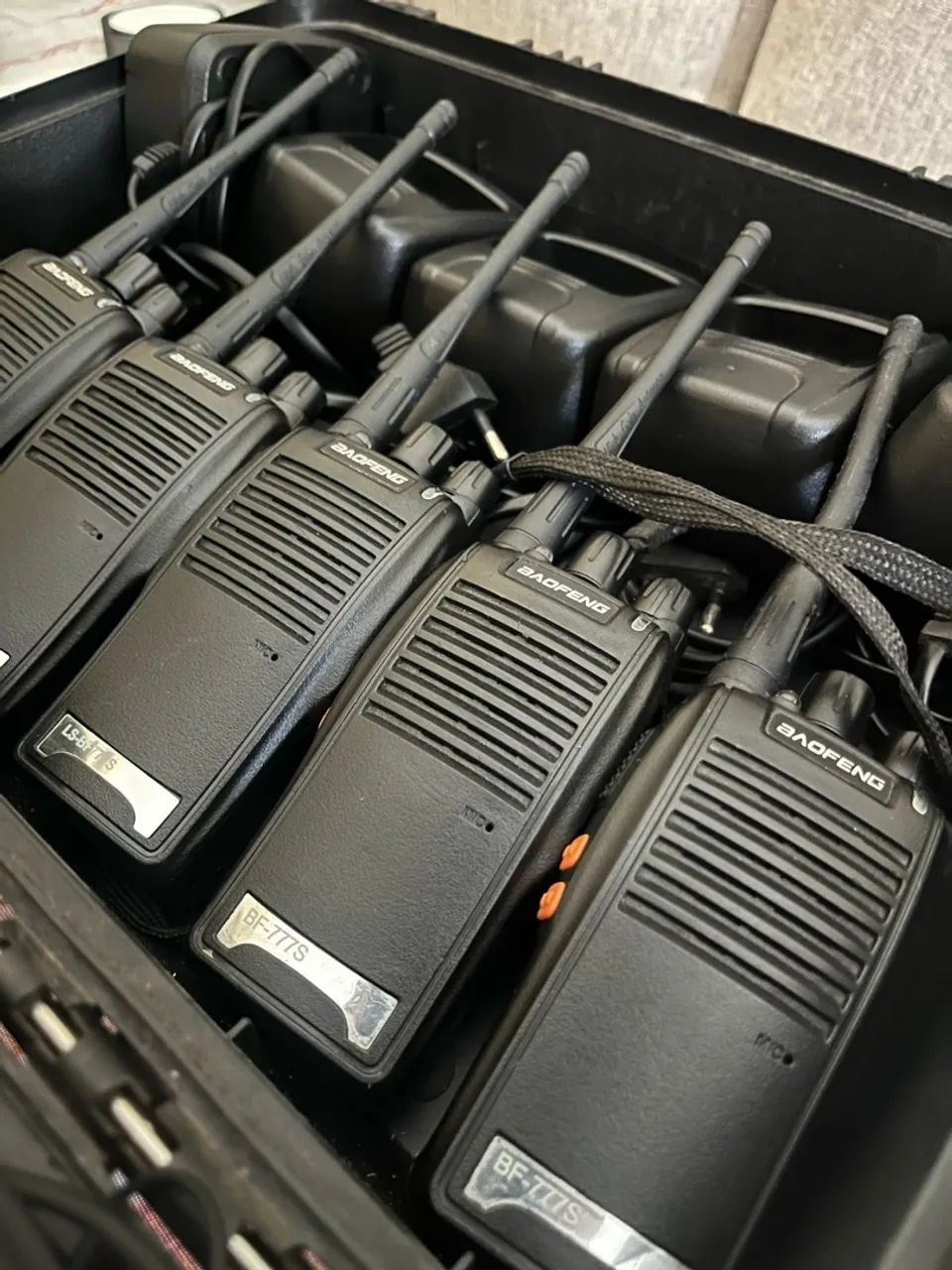 5 Rádio Comunicador Baofeng BF-777S - Novos