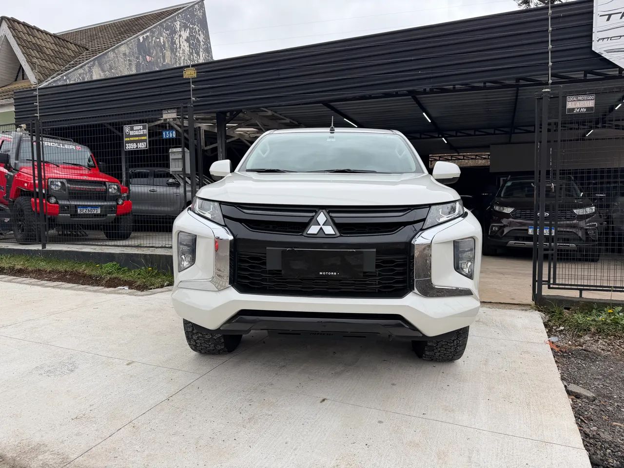 Mitsubishi L200 2023