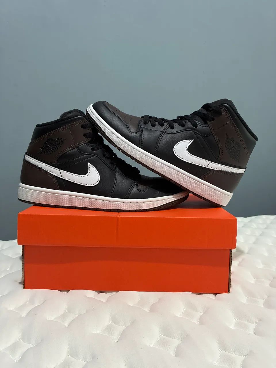 Tênis AIR JORDAN 1 MID original 