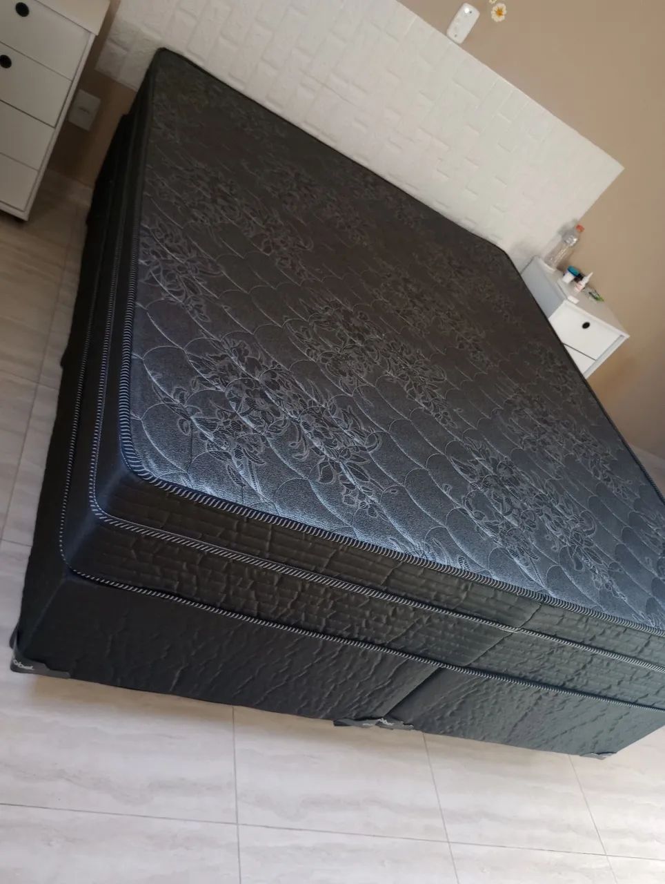 Vendo cama Queem semi nova - Foto 3