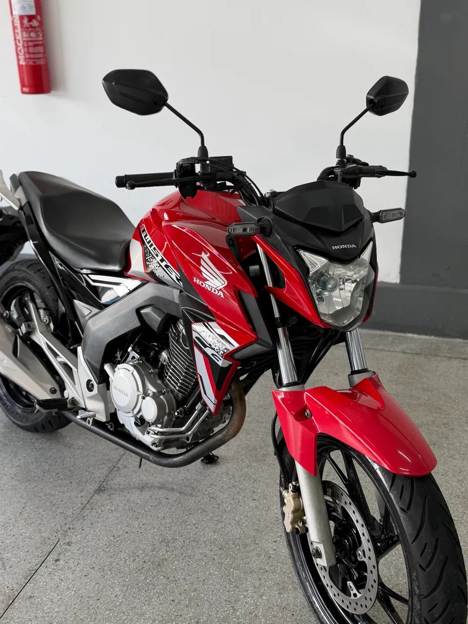 CB TWISTER 250 2021 - Foto 5