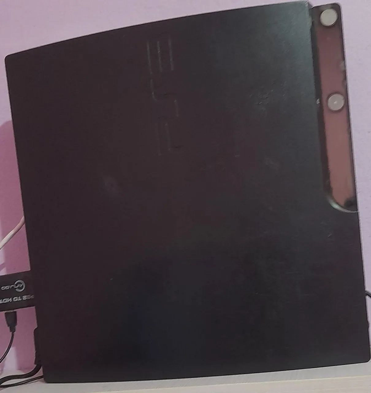 Vendo ps3 desbloqueado com várias lojas grátis pra baixar qualquer jogo 