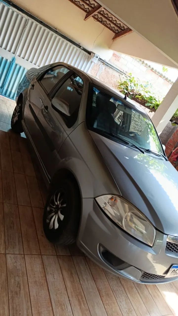 Fiat Siena Siena EL 1.0 mpi Fire Flex 8V 4p 2013
