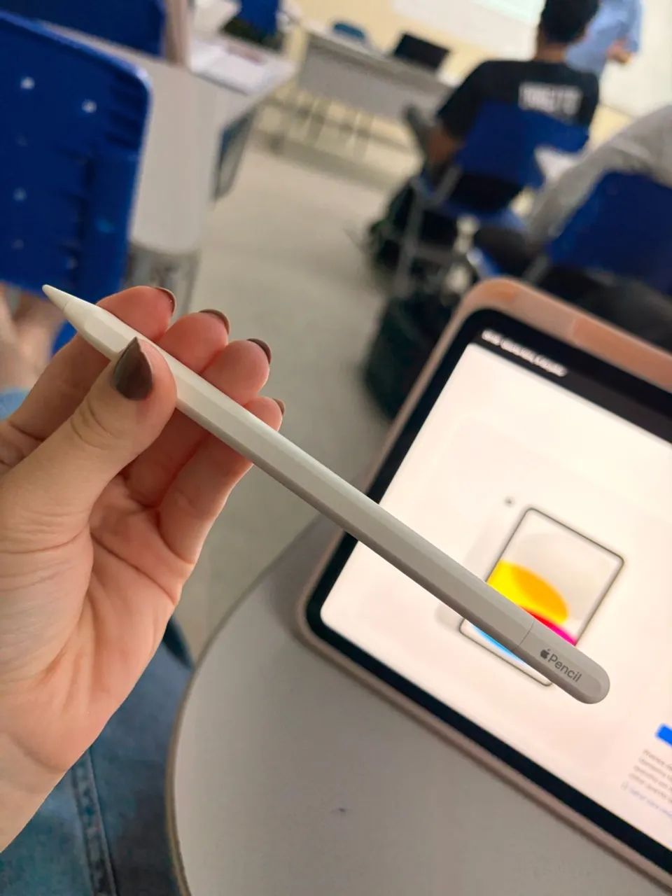Apple Pencil USBC ORIGINAL comprada em ABRIL/26 - Foto 2