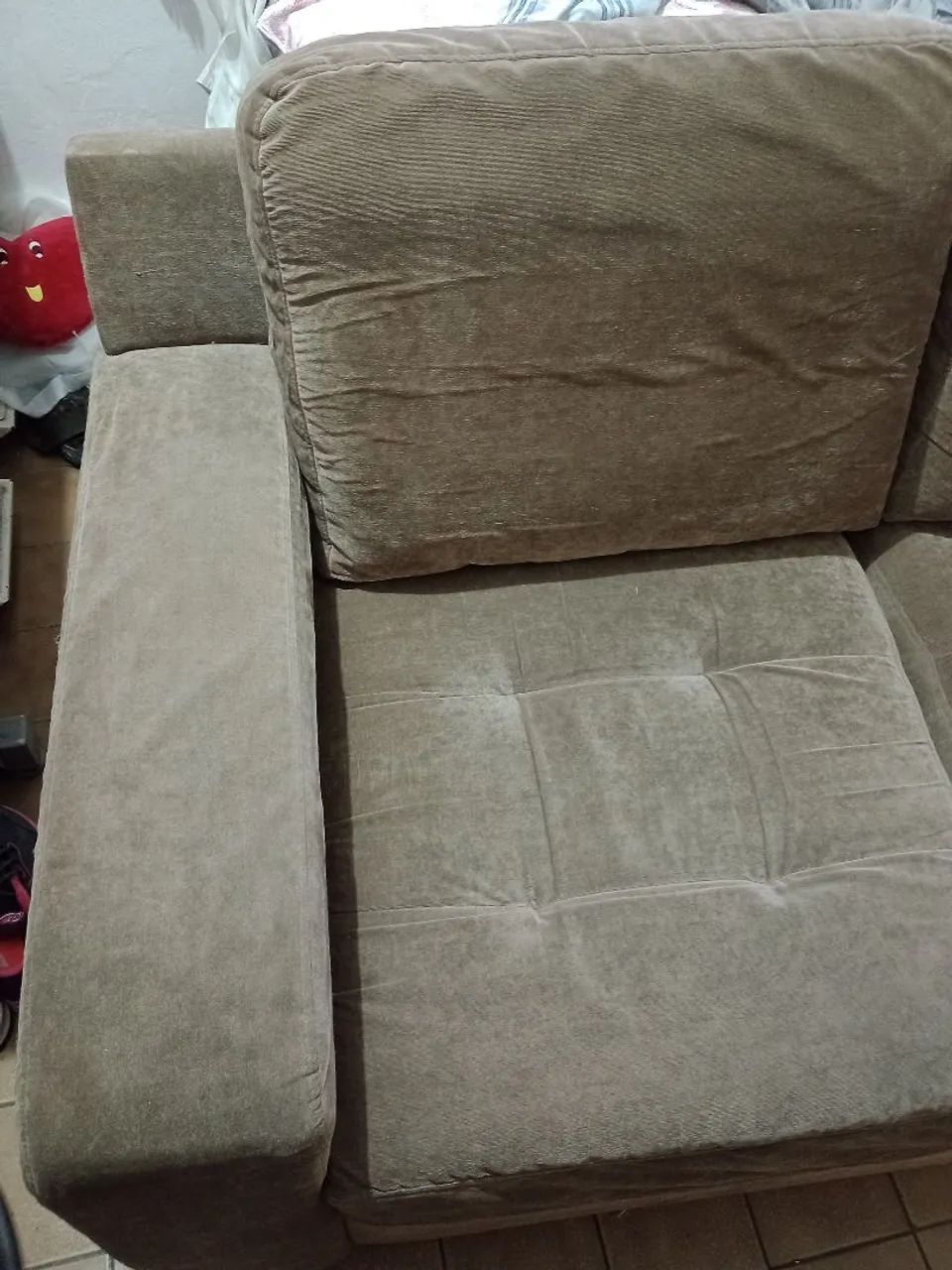 Sofá 2 Lugares em Suede Usado - Foto 4