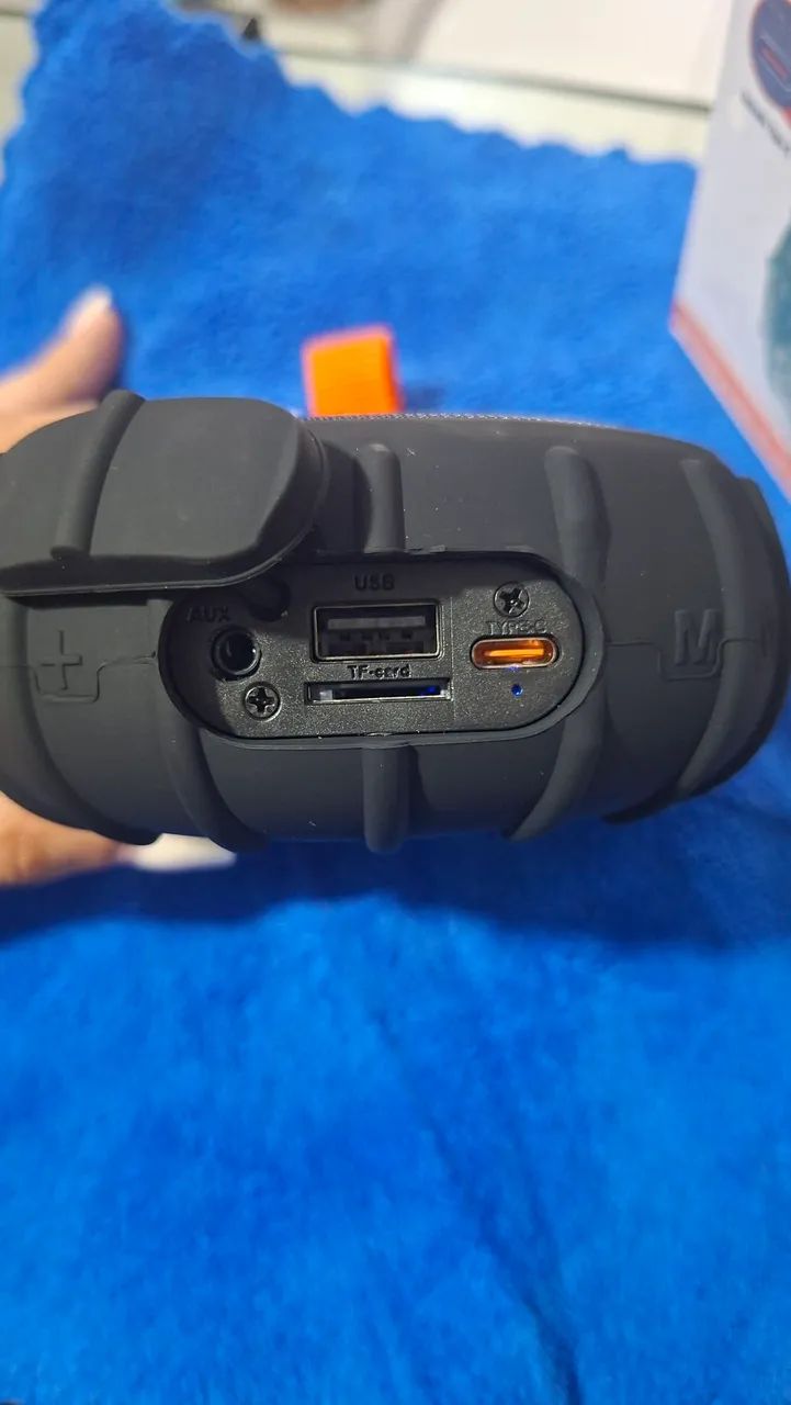 Caixa de som Bluetooth resistente a água  - Foto 4