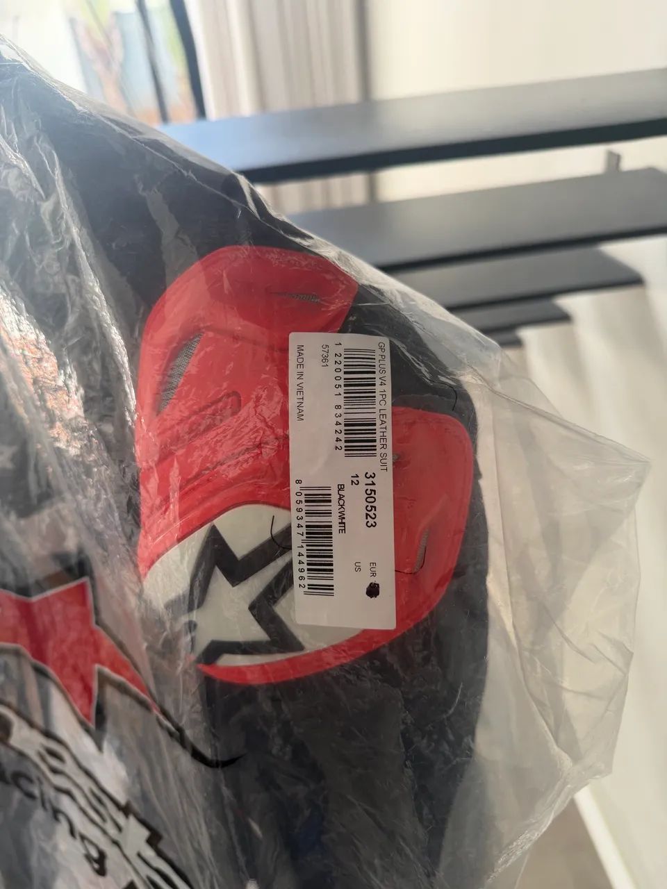 Macacão Alpinestars GP Tech V4 1 Piece - Tech-Air Ready (Novo sem uso) Tamanho 50
