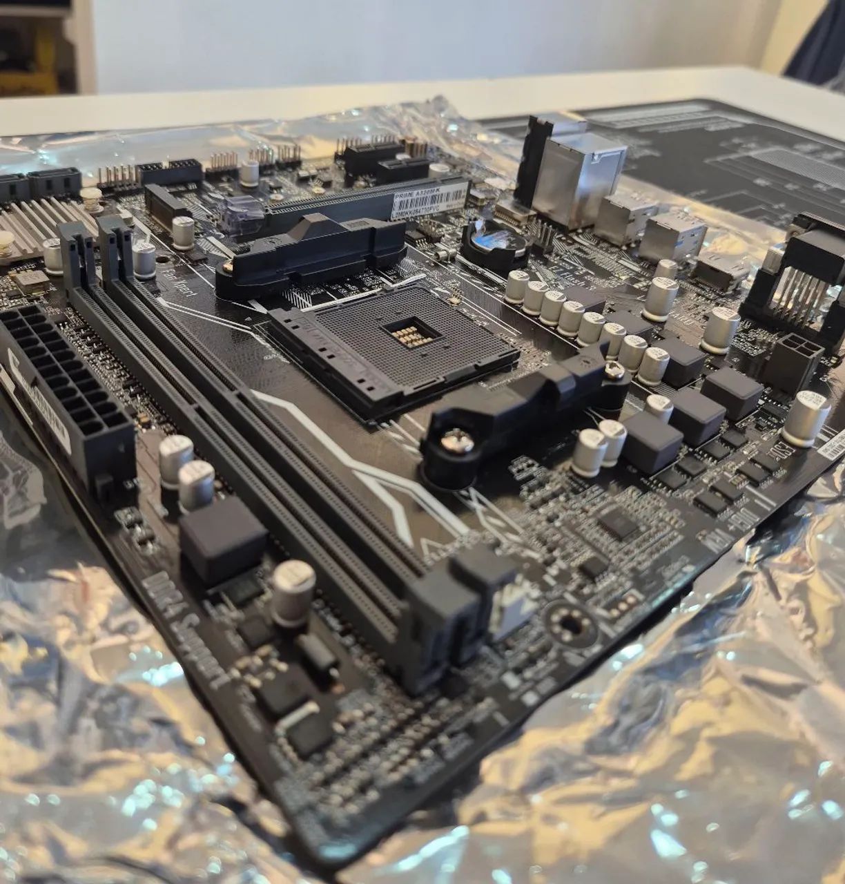Placa Mãe AM4 ASUS Prime A320M-K/BR - Foto 3