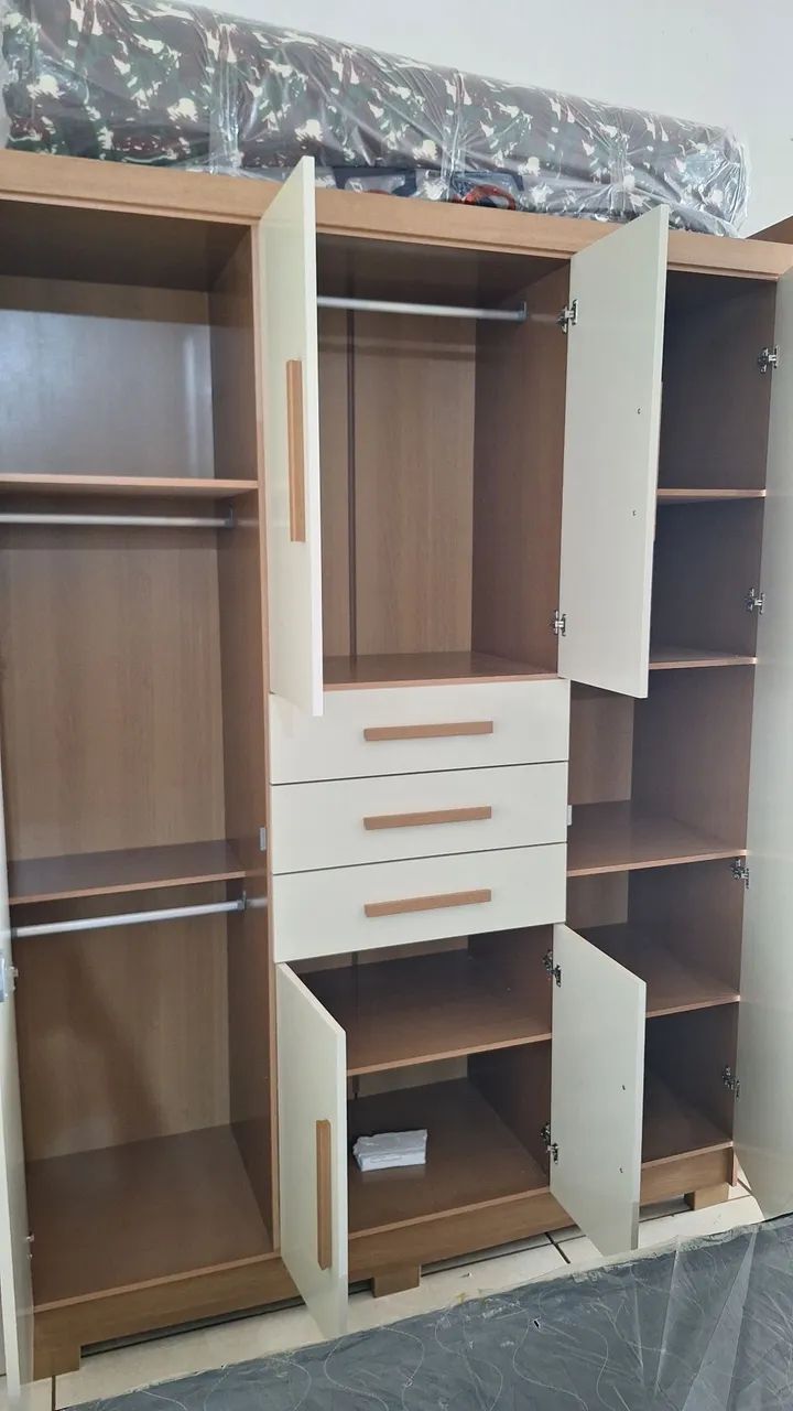 Guarda roupa de casal 6 portas 3 gavetas - Foto 2