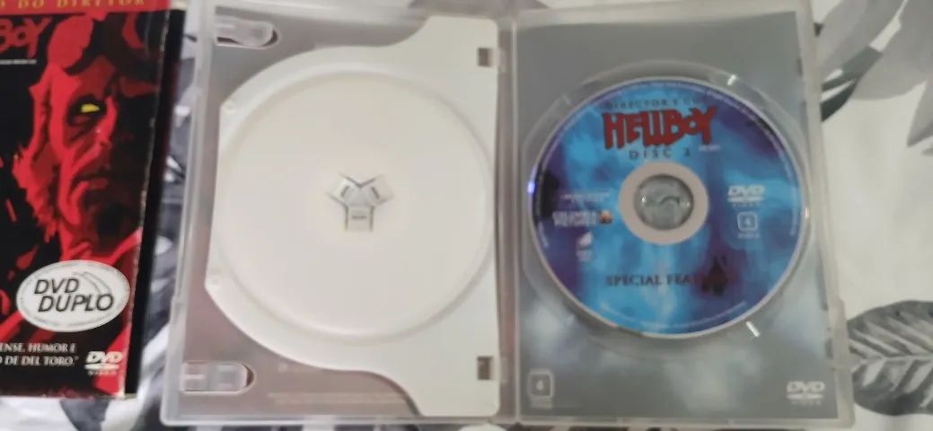 Hellboy Edição Do Diretor Dvd Duplo Box Especial Del Toro - Foto 3