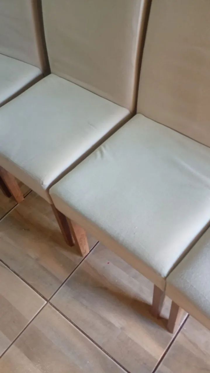 Mesa de jantar com 4 cadeiras  - Foto 3