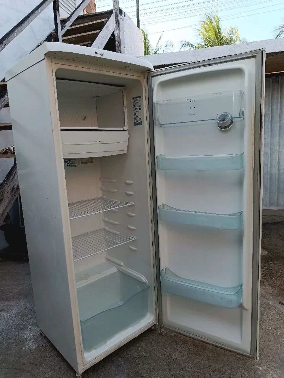 Geladeira Eletrolux  - Foto 4