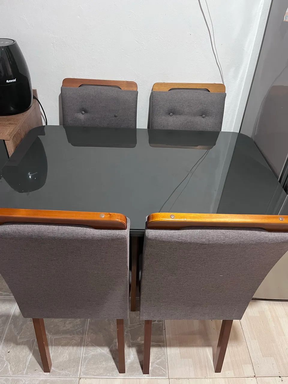 Mesa de vidro completa com 4 cadeiras - Foto 2