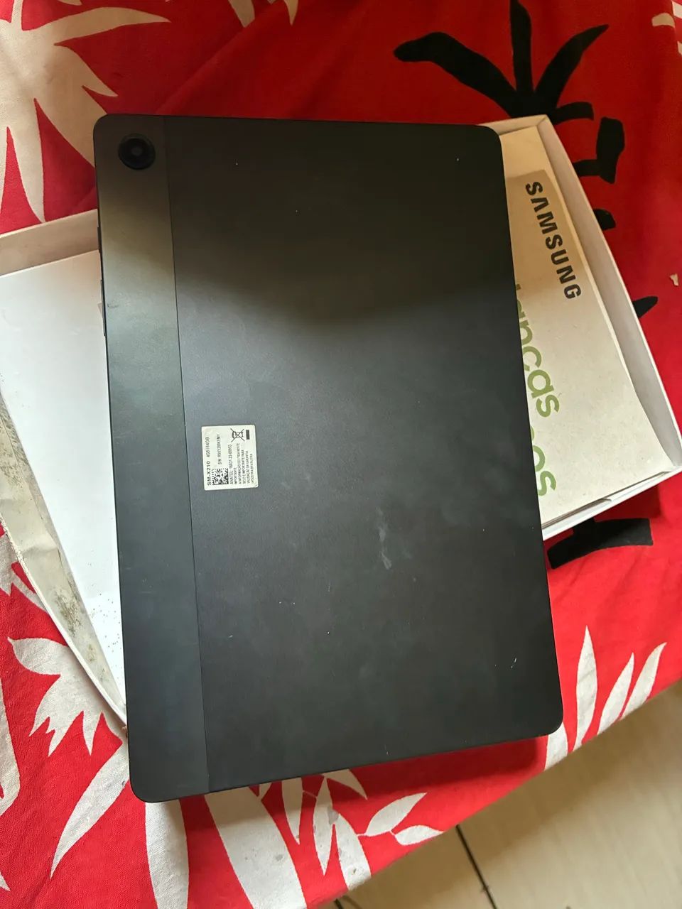 Tablet Samsung A9 trincado. - Foto 4