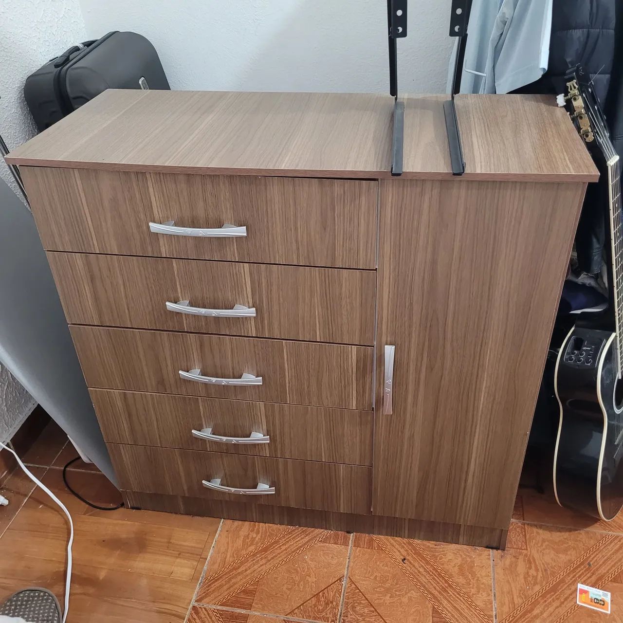 Rack Grande com 4 Gavetas e 1 Porta - Excelente Estado - Foto 2