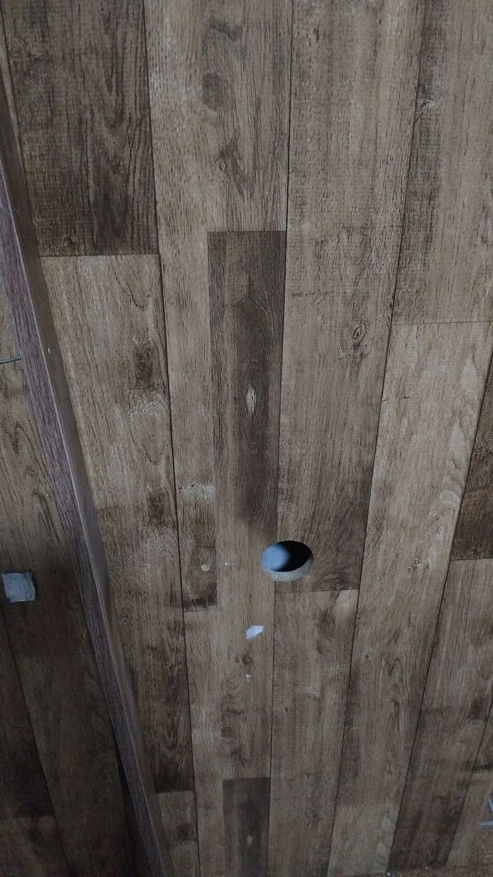 TV Panel467350689741557761