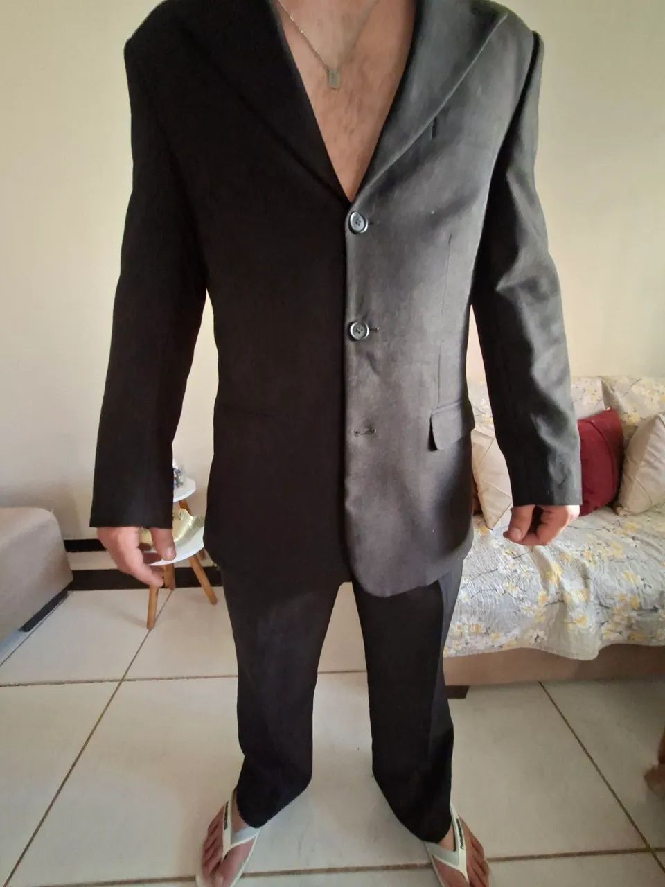 CONJUNTO DE TERNO SEMI NOVO - Foto 5