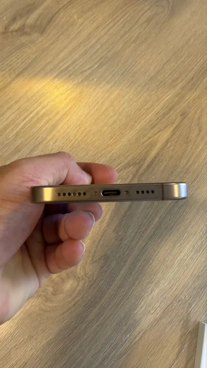 iPhone 16 Pro Max 256GB - Foto 5