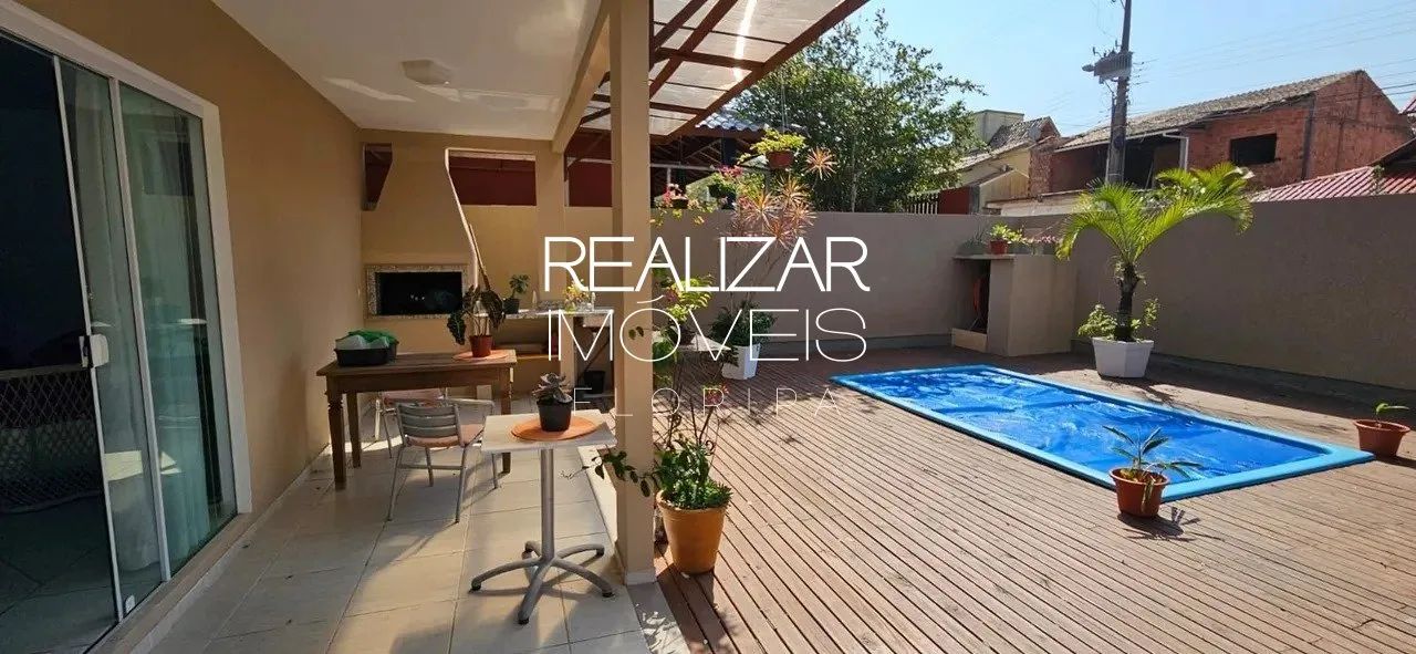 Casa com 3 quartos no bairro Rio Tavares - Florianópolis