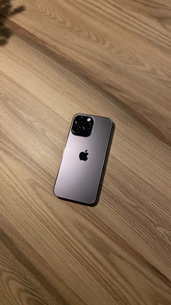 iPhone 14promax 128g roxo