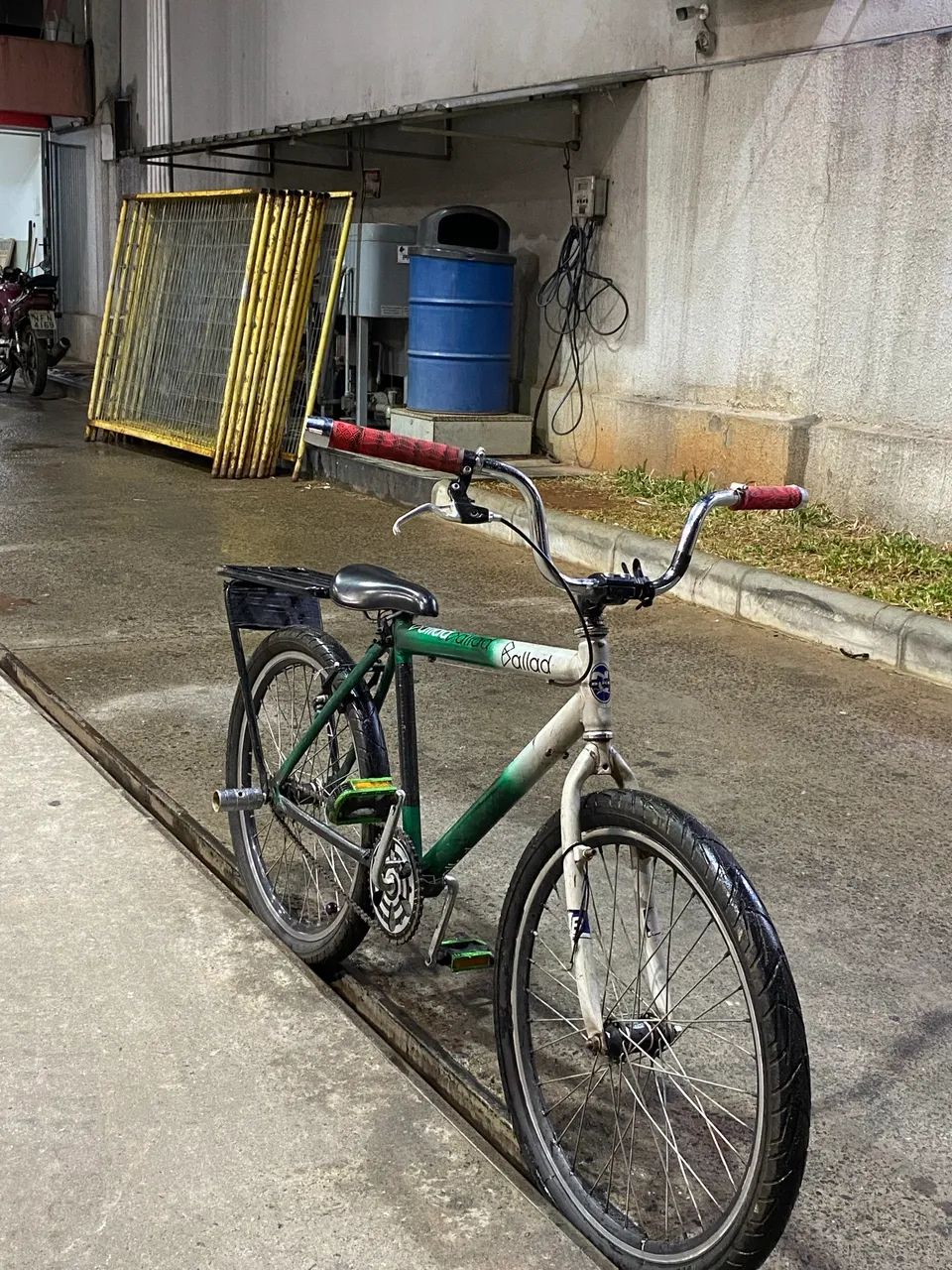 Vende-se bicicleta aro 24 por 400,00 - Foto 5