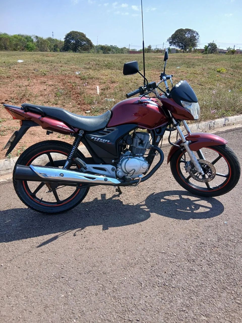 Titan 150 EX
