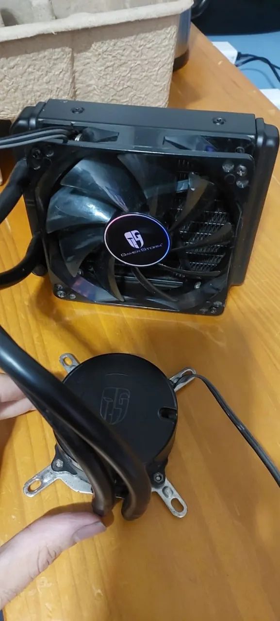 7-7700 + WATERCOOLER+ PLACA MAE B250 ROG STRIX 4 SLOTS Memoria e 2 SLOTS M2  - Foto 2