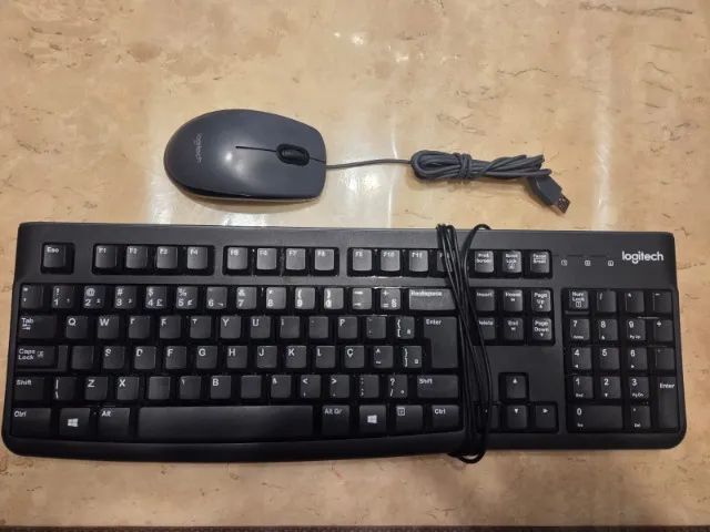 Teclado e Mouse USADOS LOGITECH para computadores